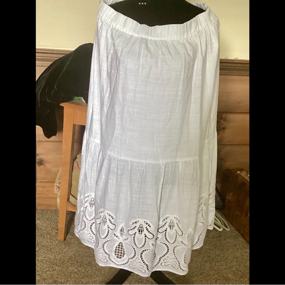 L Talbots White Linen Lace Hem Elastic Waist Maxi Skirt Battenburg White Eyelet - Picture 2 of 8